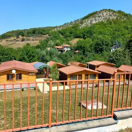 פארק נופש мировец Maluk Izvor (Lovech)