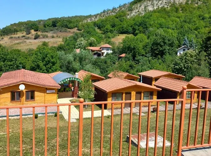 ホリデーパーク мировец Malŭk Izvor